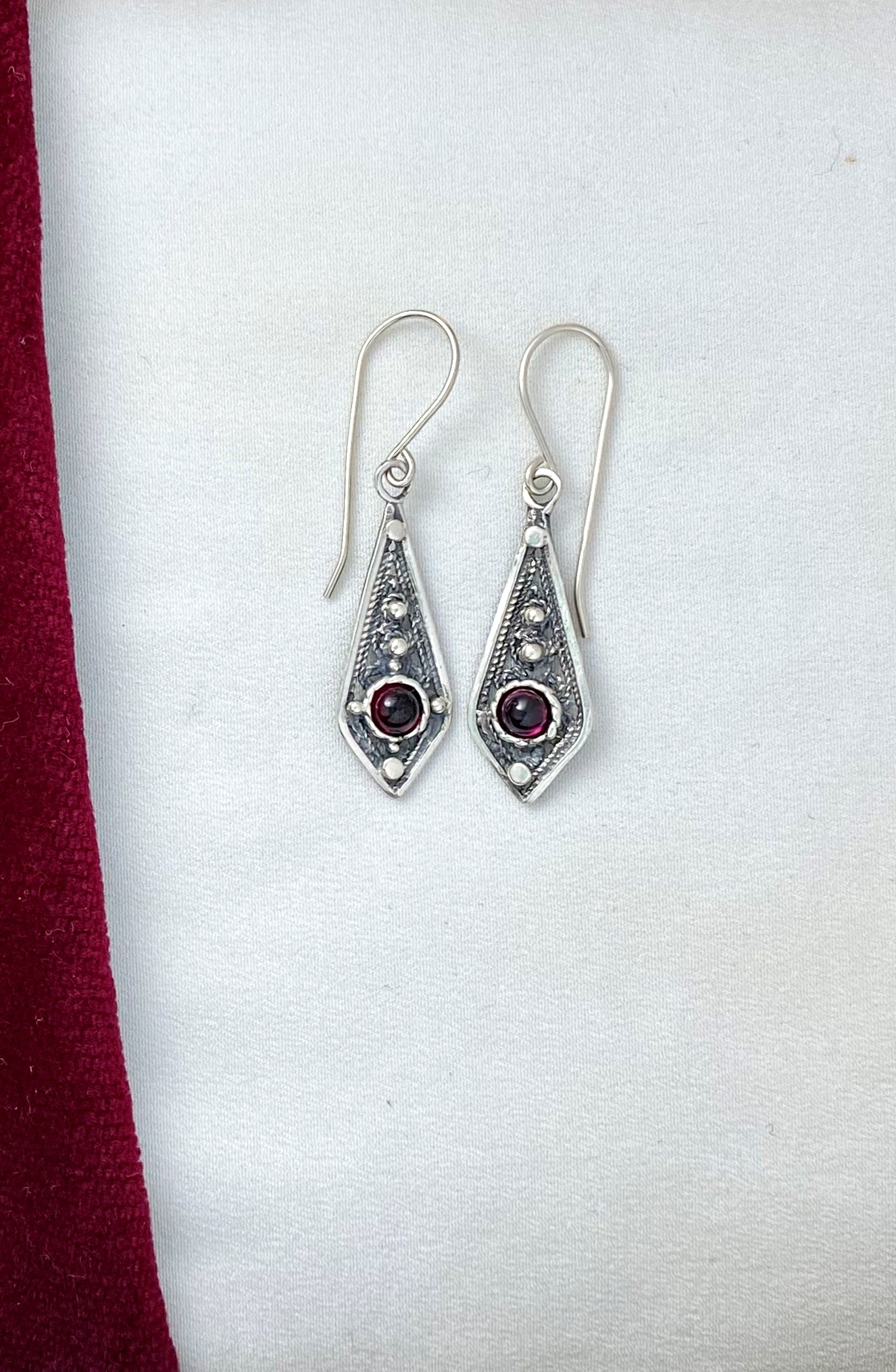 E41- Silver Earrings with Garnet Stone - Zehava Jewelry