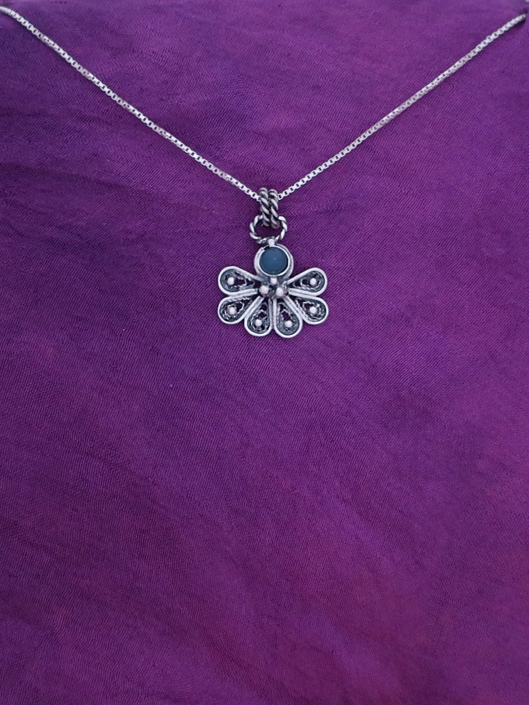 B286- Filigree Pendant