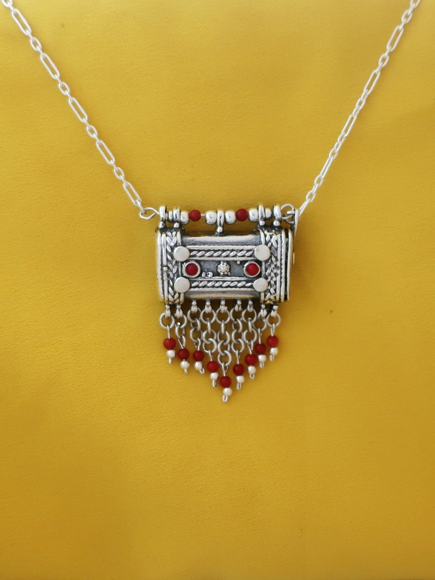 C46- Square Box Pendant with Opening Cap