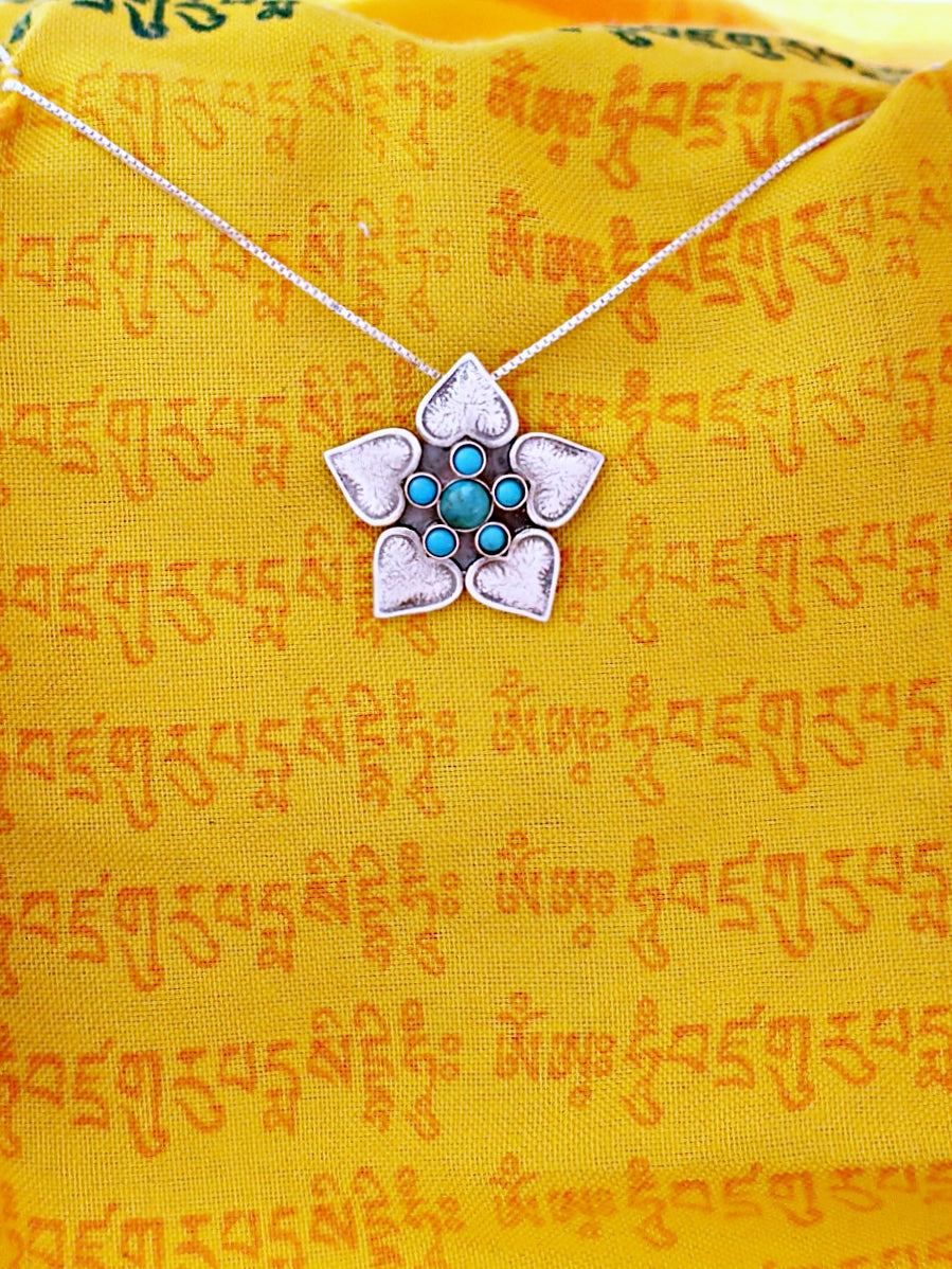 B208 - Flower Pendant with Multiple Stones