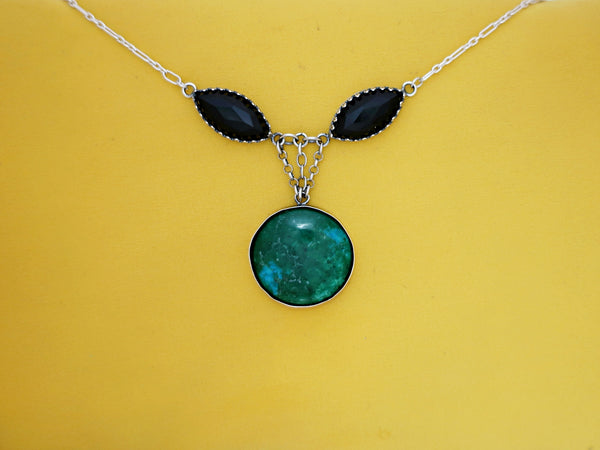 B295 - Earth Necklace