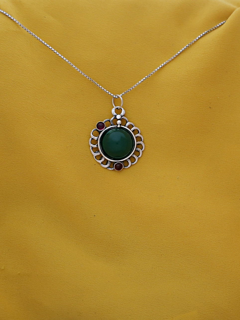 B255- Flower Pendant with Multiple Stones