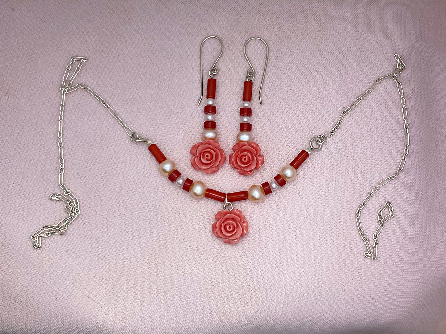 Roses & Pearls Set