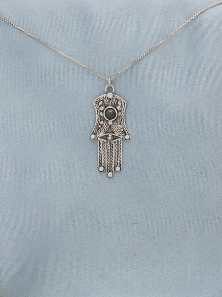 B1- Hamsa with Multiple Stones