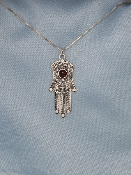 B1- Hamsa with Multiple Stones