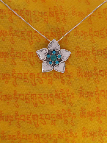 B208 - Flower Pendant with Turquoise Stones