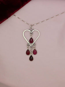 B279- Heart Pendant