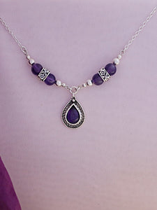 B298- Silver Drop Necklace