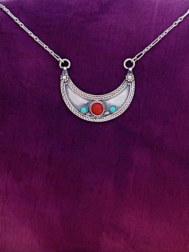 B308- Silver Moon Necklace