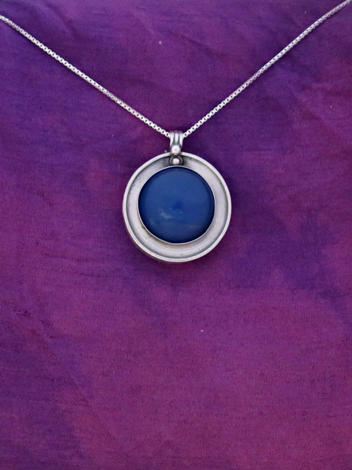 B16-Round Double Pendant with Agate Stone