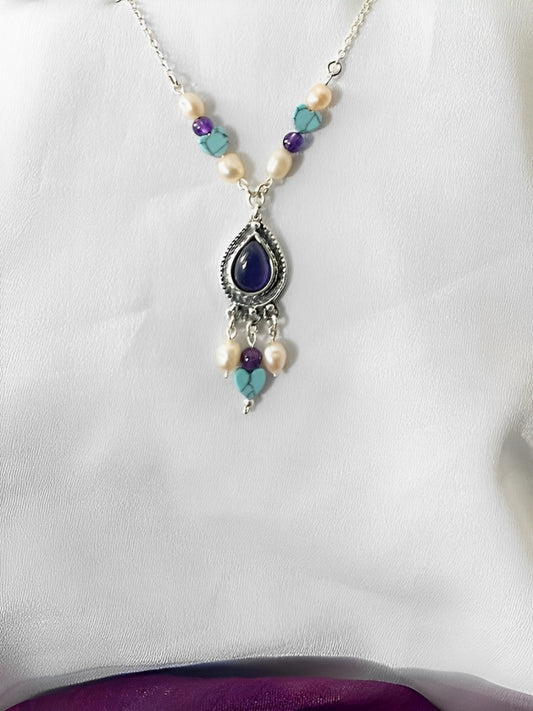 B386- Drop necklace with Amethyst & Pearls
