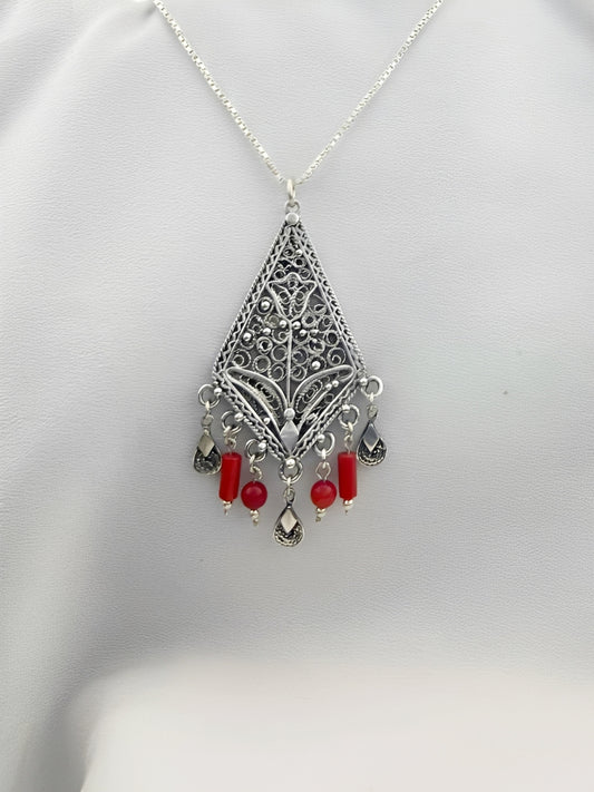B391- Tulip Filigree Pendant with Carnelian Beads
