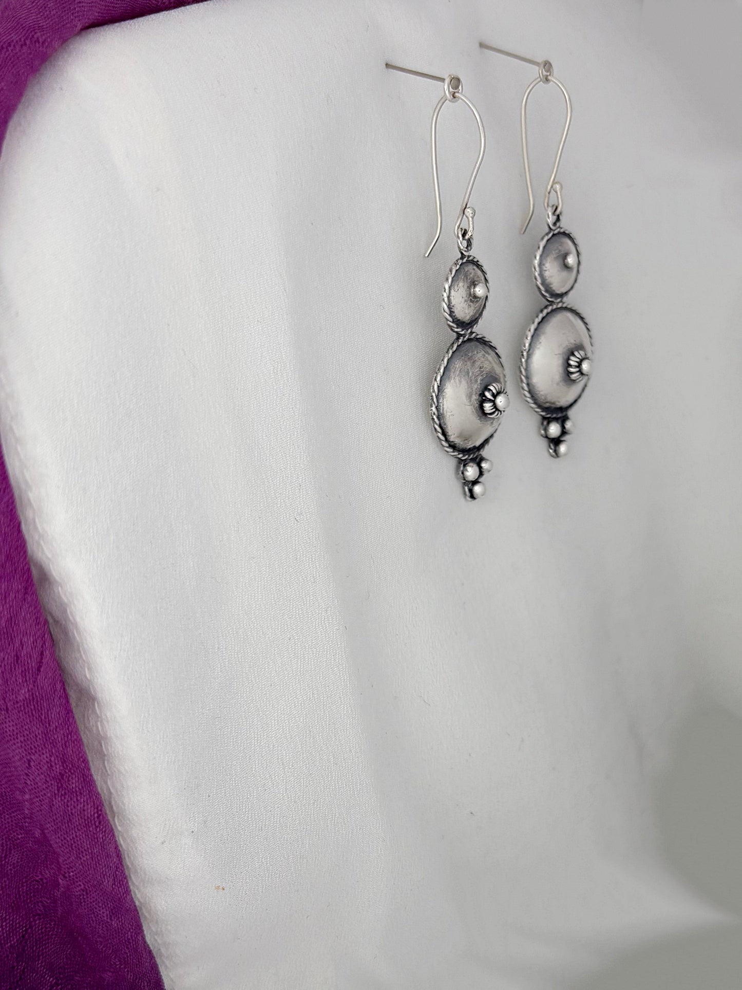E148- Silver Dome Earrings