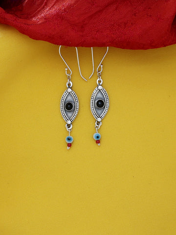 E103 - Silver Eye Earrings with Onyx Stones