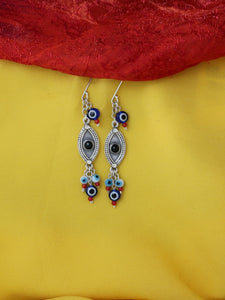 E103 - Silver Eye Earrings with Onyx Stones