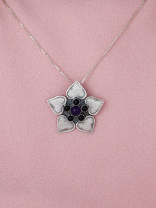 B208 - Flower Pendant with Amethyst Stone