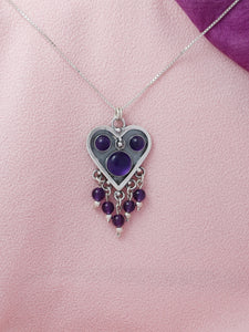 B210- Heart Pendat with Three Srones