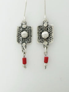 E12- Silver Filigree Earrings with Carnelian Bead - Zehava Jewelry