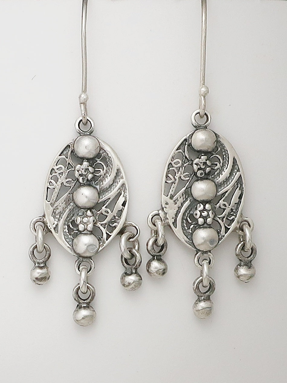 E13 - Yemenite Oval Shaped Earrings with Silver Beads - Zehava Jewelry