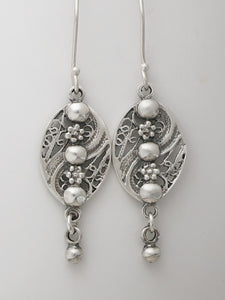 E40- Yemenite Oval Shaped Earrings with Silver Beads - Zehava Jewelry