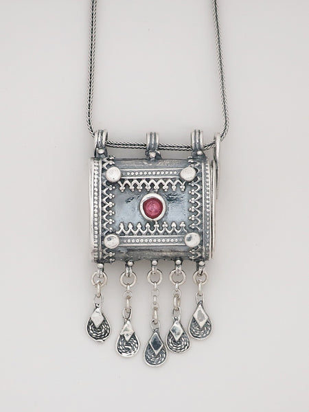 C16.8- Square Box Pendant with Opening Cap and Rose Cut Garnet Stone - Zehava Jewelry