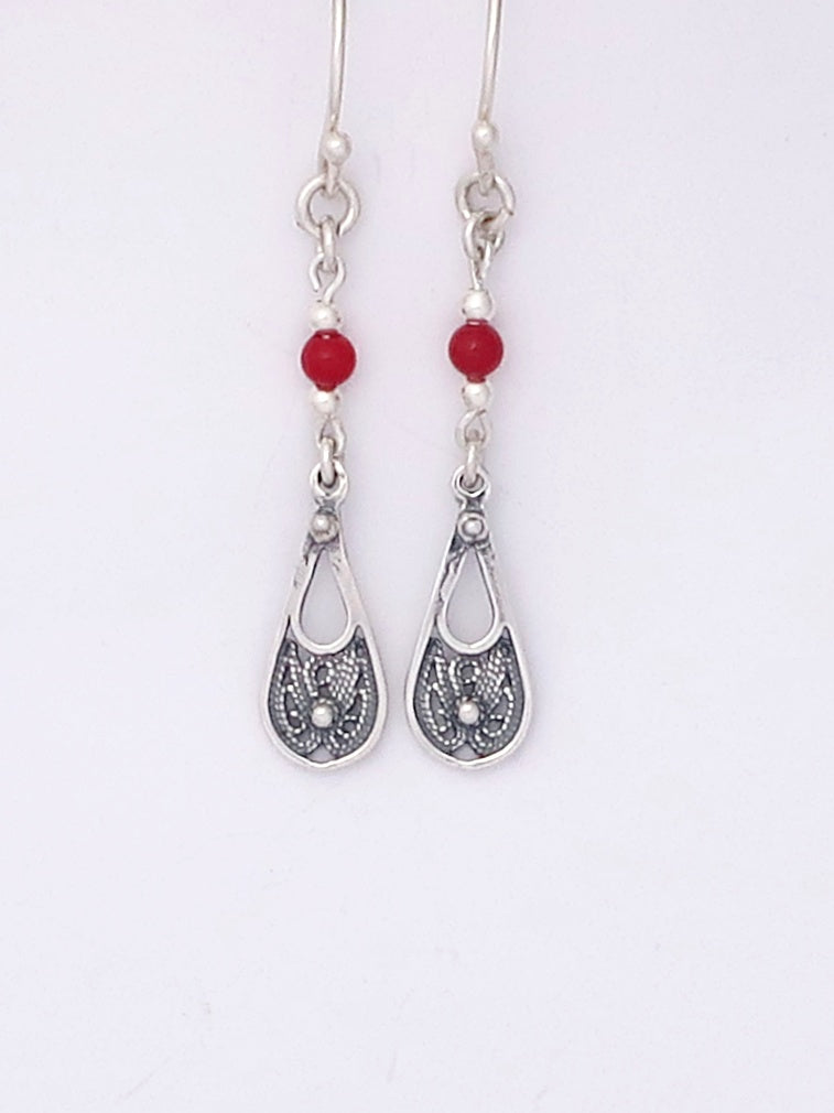 E64- Silver Earrings with Carnelian Beads