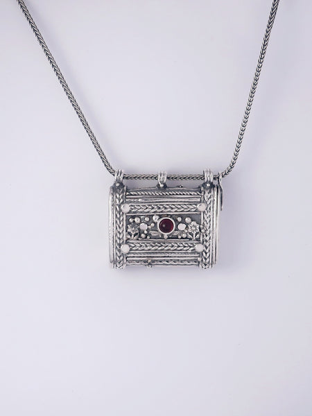 C34.1- Square Box Pendant with Opening Cap