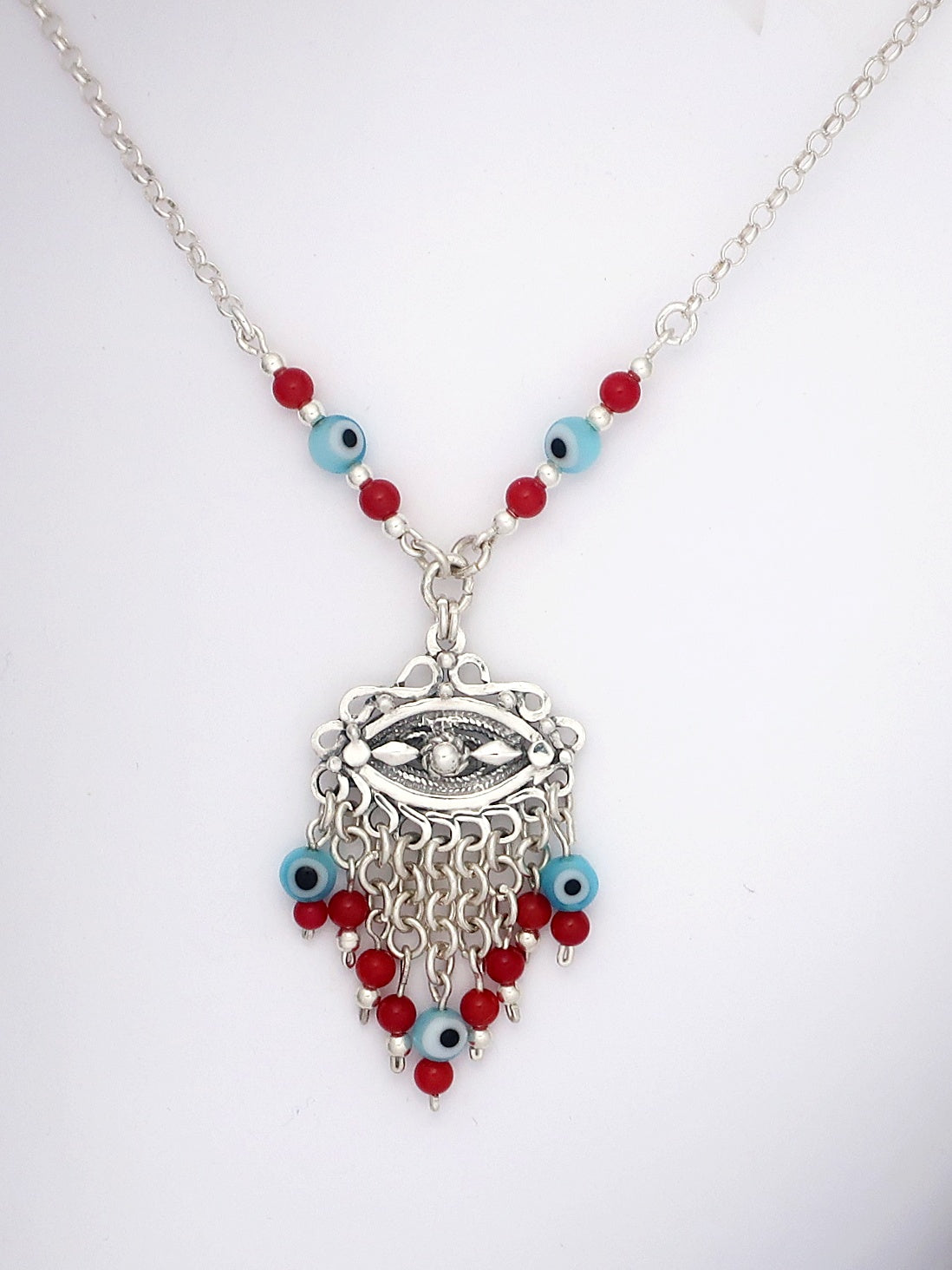 B101- Eye Necklace