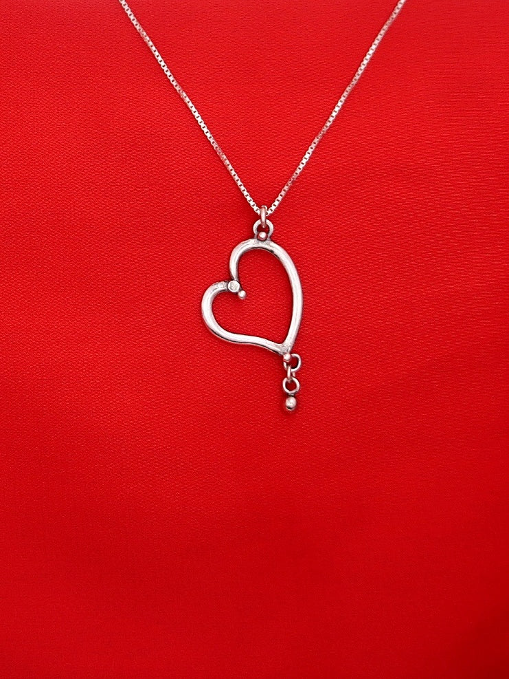 B114- Heart Pendant