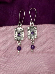 E39- Silver Earrings with Amethyst Stone