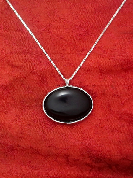 B4- Oval Shaped Onyx  Stone with Yemenite Pattern Frame - Zehava Jewelry