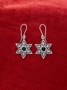 E43- Silver Flowers Earrings