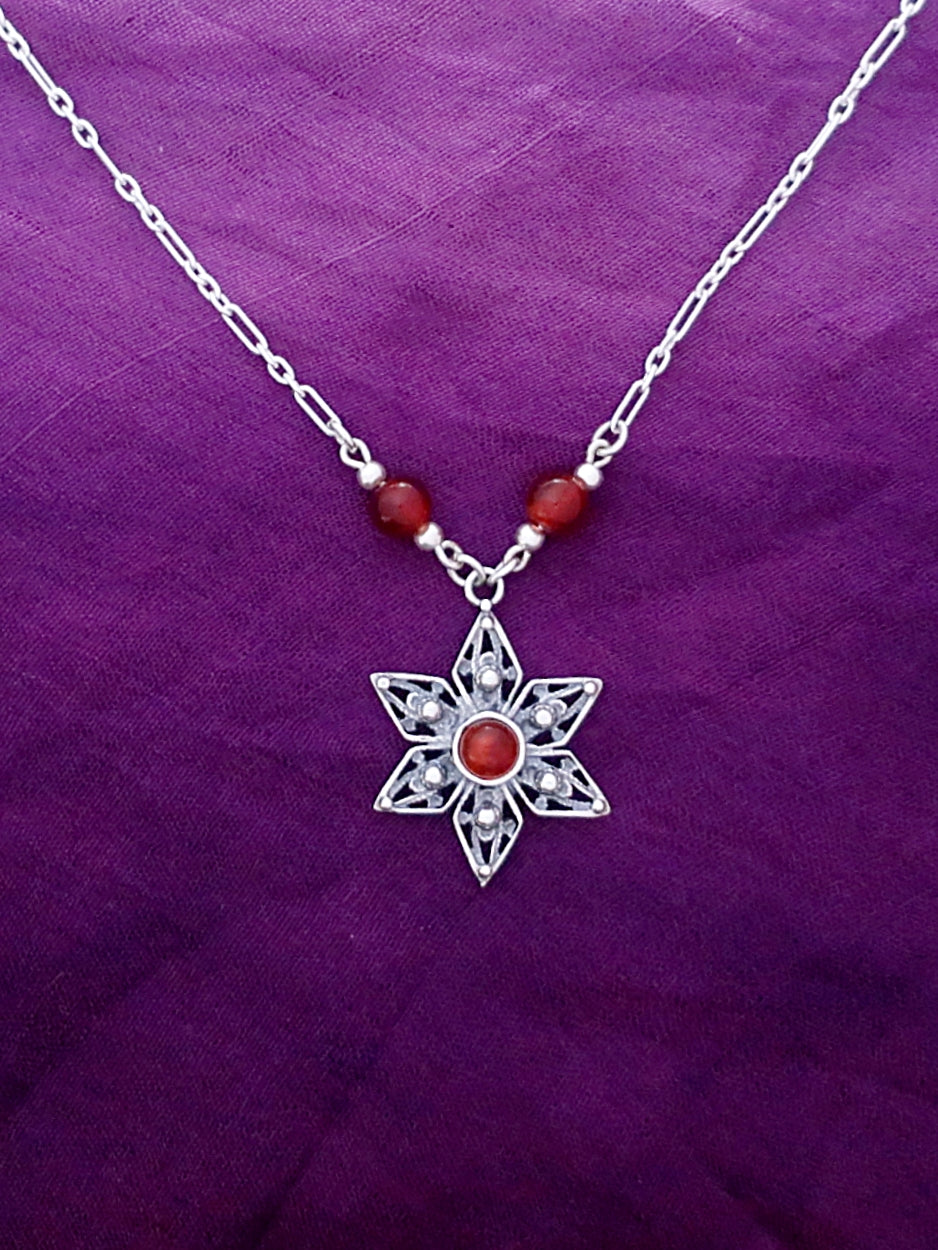 B160- Flower Filigree Necklace