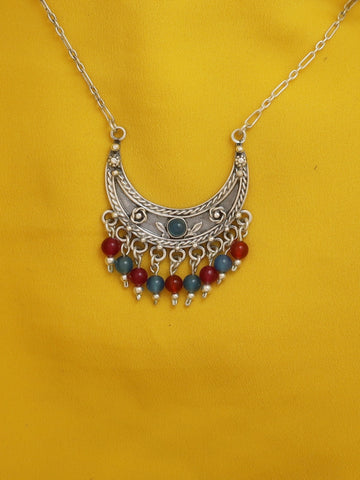 B190- Silver Moon Necklace